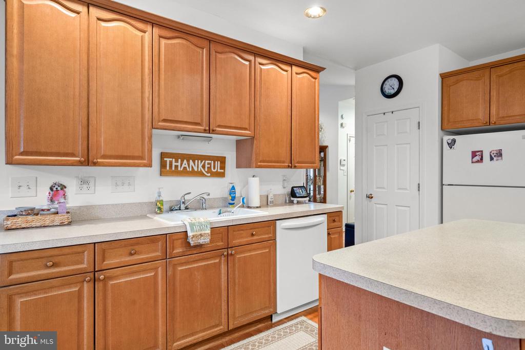 22 BROOKLINE CIRCLE
