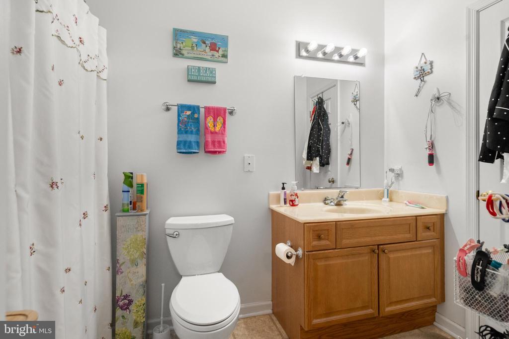 22 BROOKLINE CIRCLE