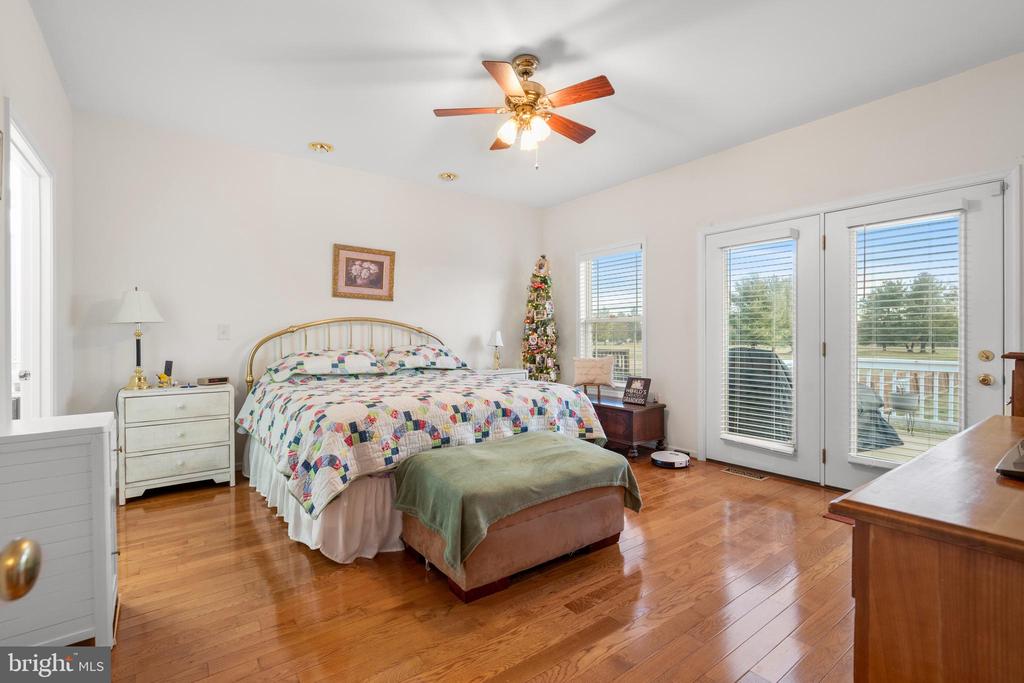 22 BROOKLINE CIRCLE