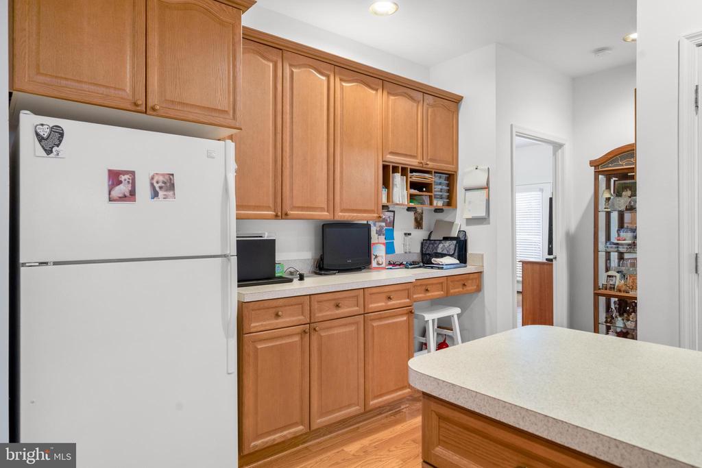 22 BROOKLINE CIRCLE