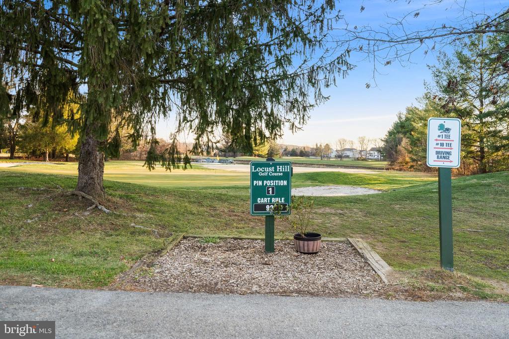22 BROOKLINE CIRCLE