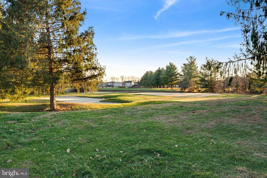 22 BROOKLINE CIRCLE