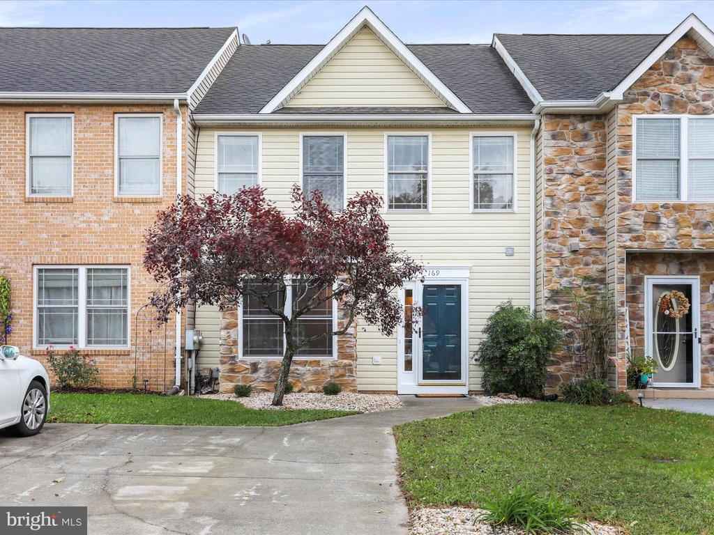 169 BALTUSROL DRIVE