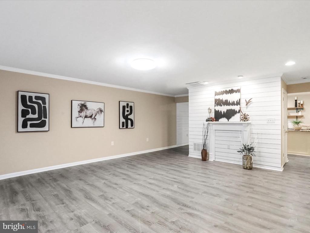 169 BALTUSROL DRIVE