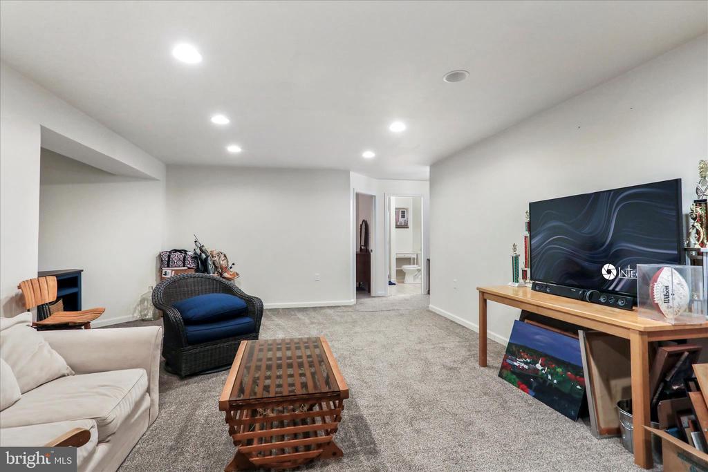 91 CALMES STREET