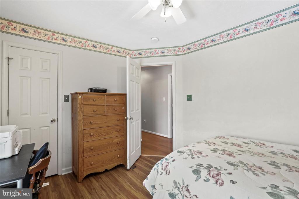 107 BRIAR RUN DRIVE
