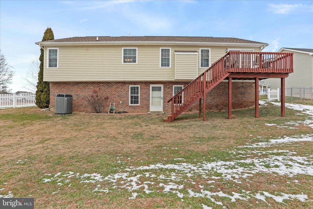 107 BRIAR RUN DRIVE