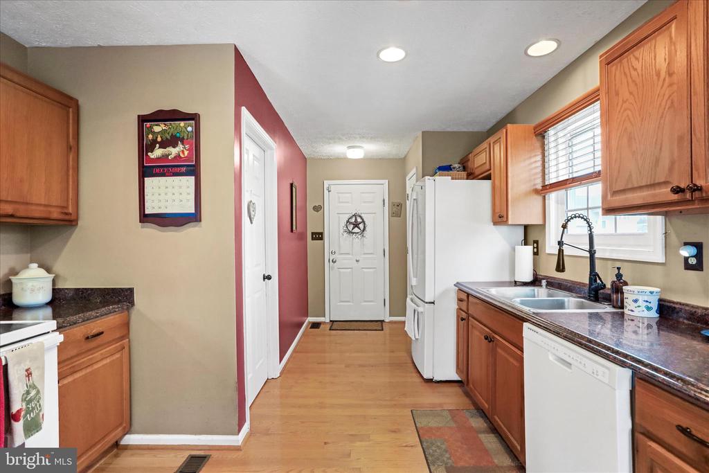 107 BRIAR RUN DRIVE