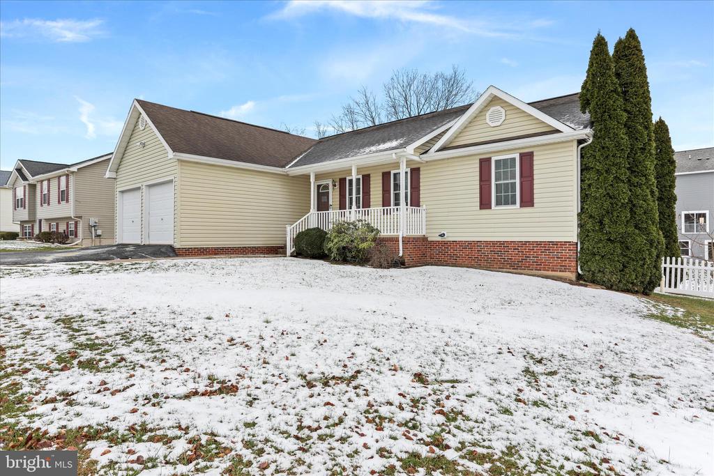 107 BRIAR RUN DRIVE