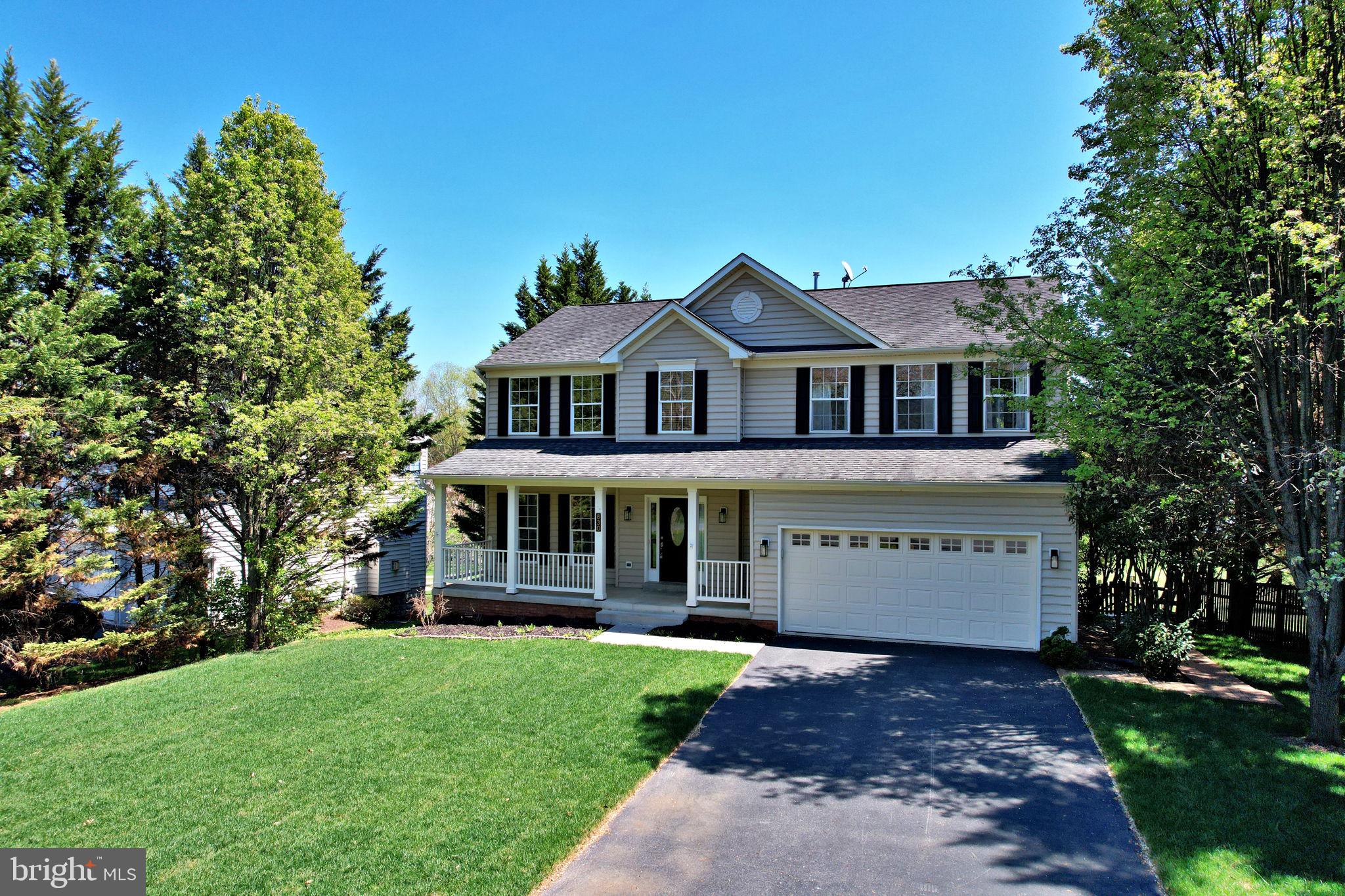 830 SAWGRASS DRIVE