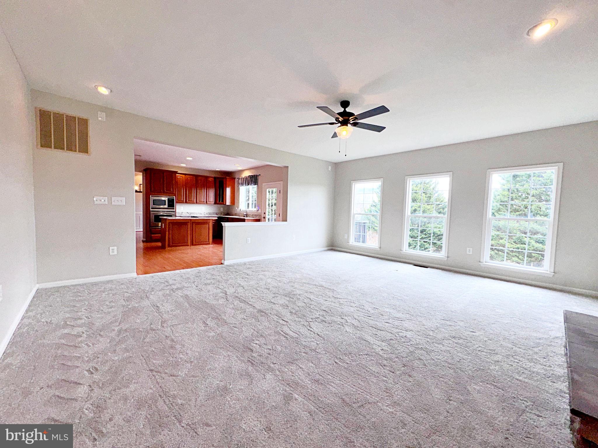 830 SAWGRASS DRIVE