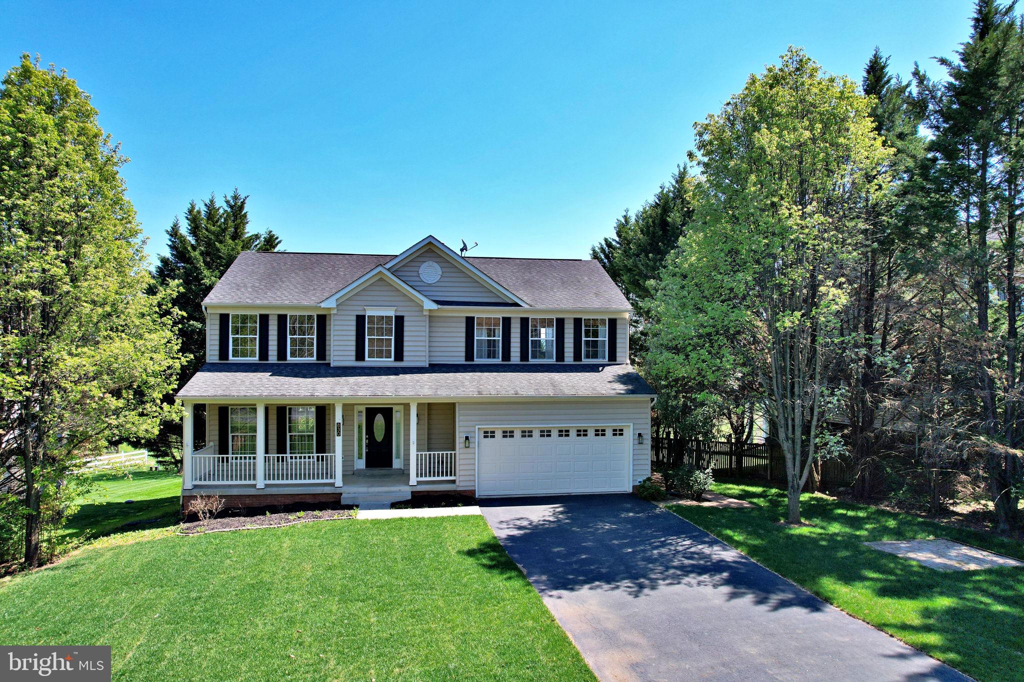 830 SAWGRASS DRIVE