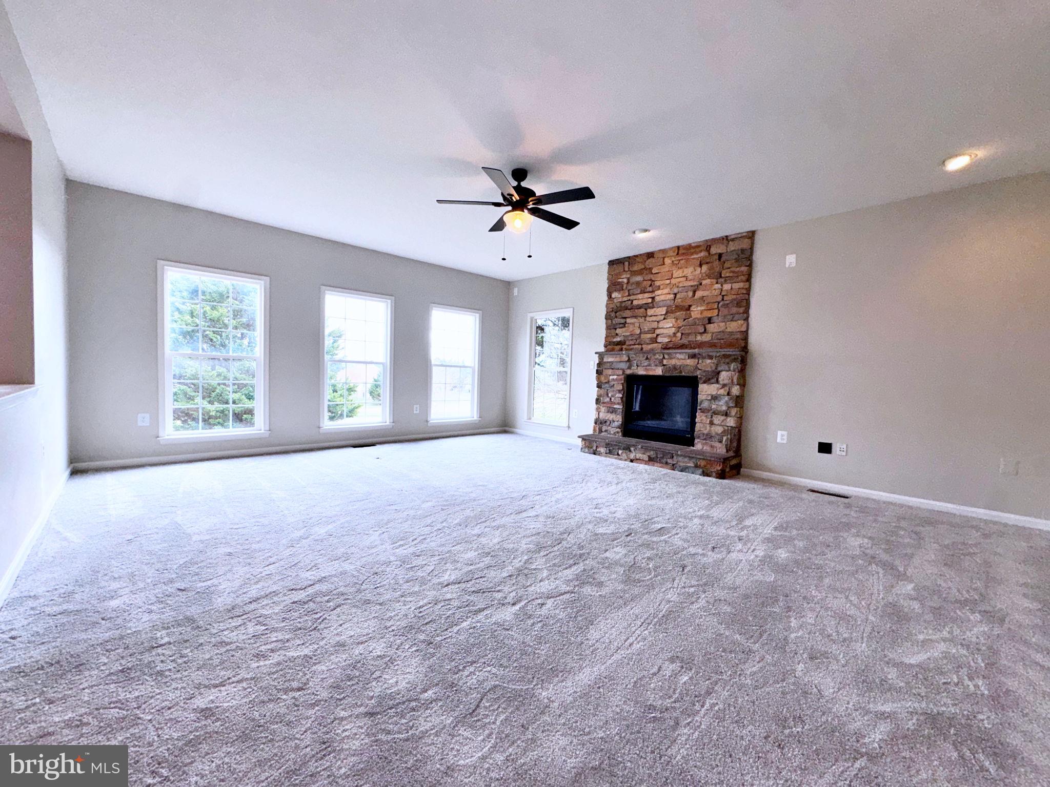 830 SAWGRASS DRIVE