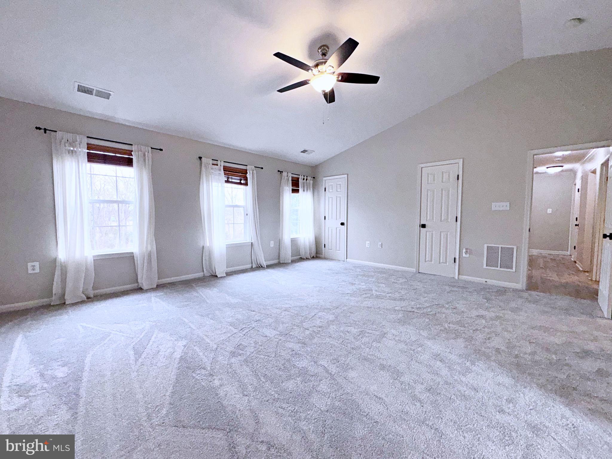 830 SAWGRASS DRIVE