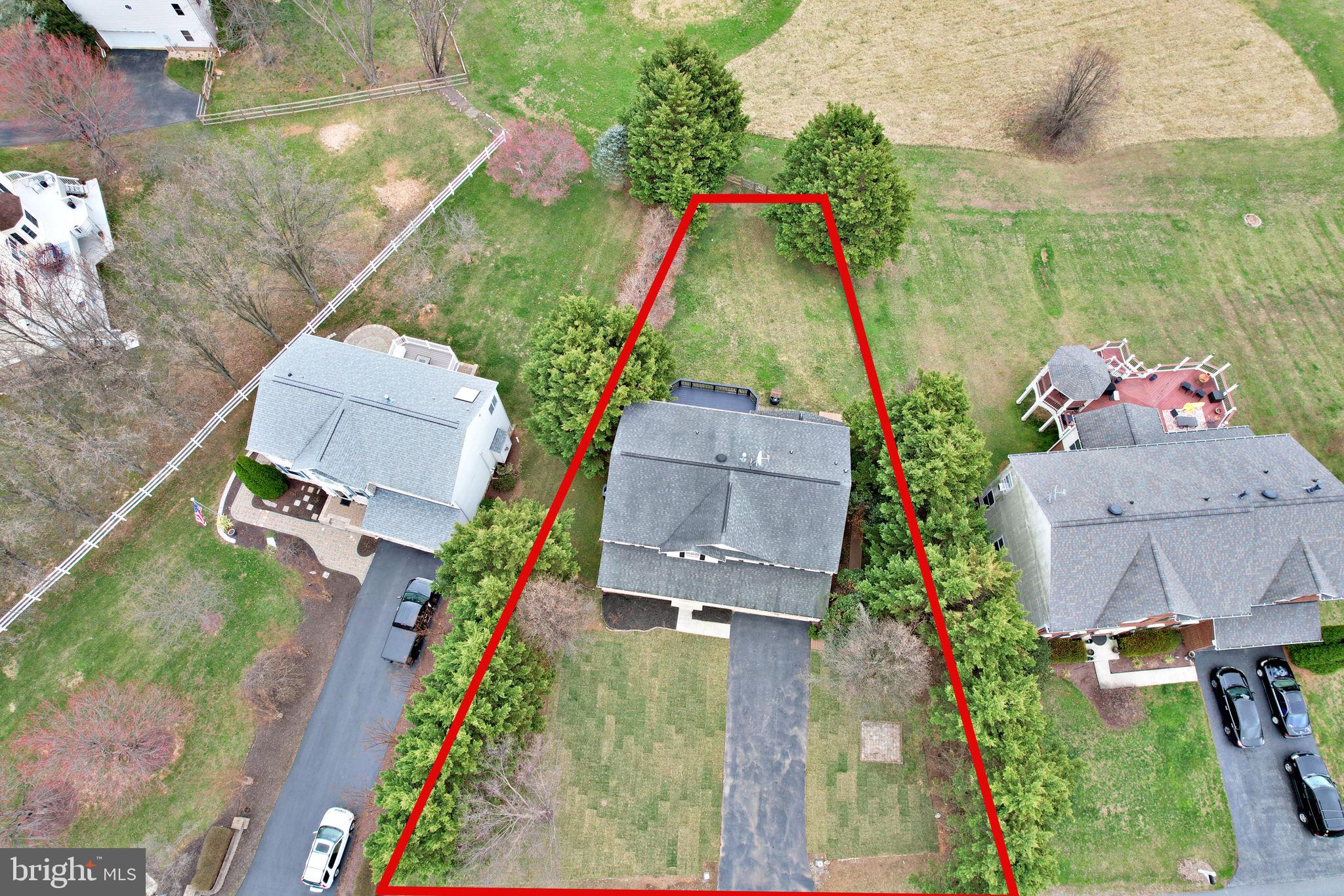 830 SAWGRASS DRIVE