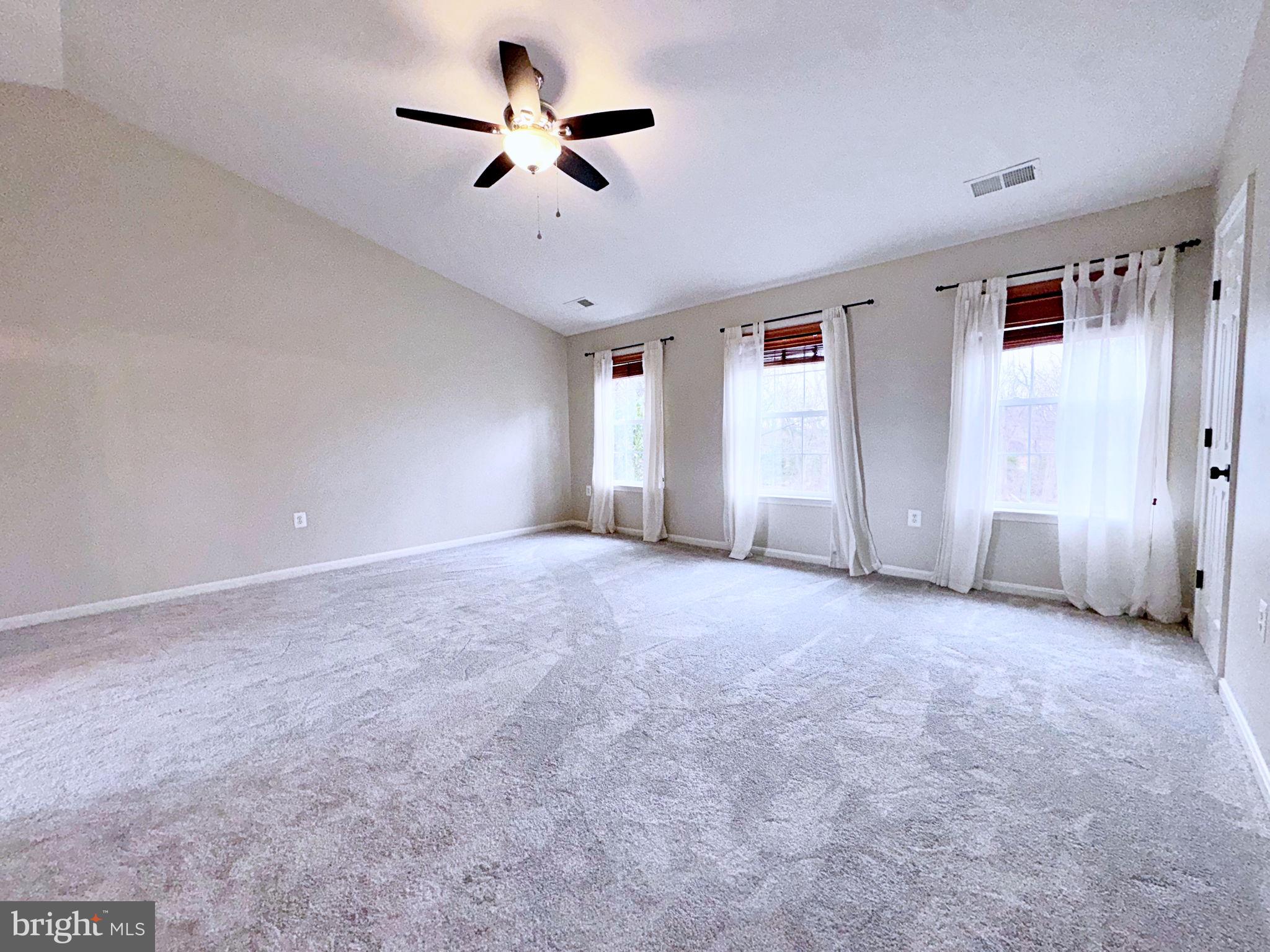 830 SAWGRASS DRIVE
