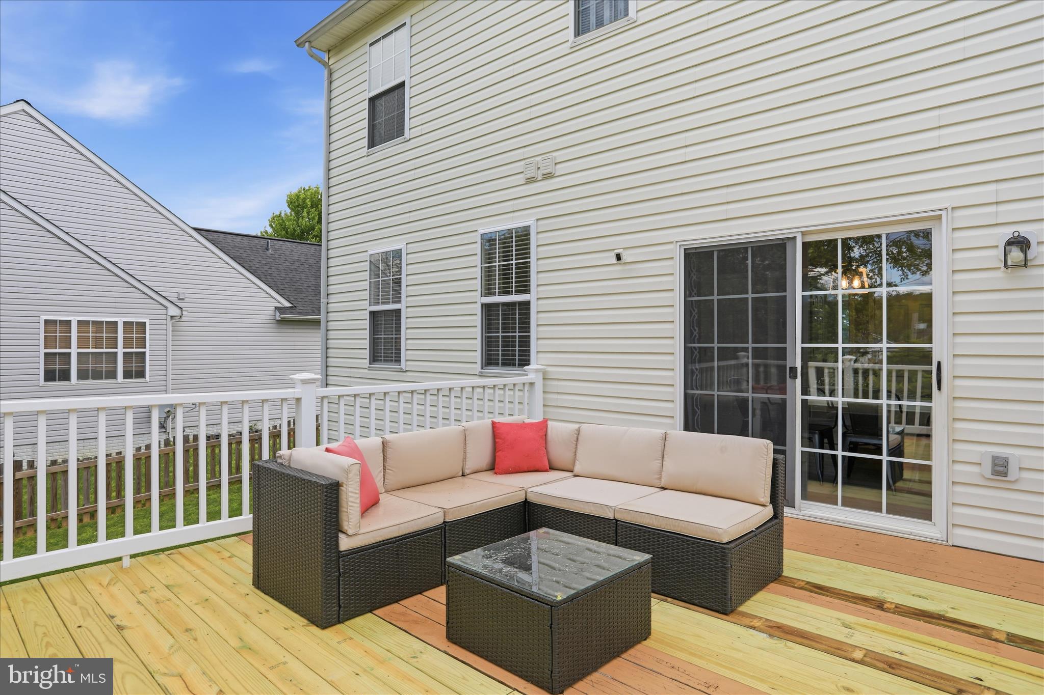 244 KIMBERWICKE DRIVE N