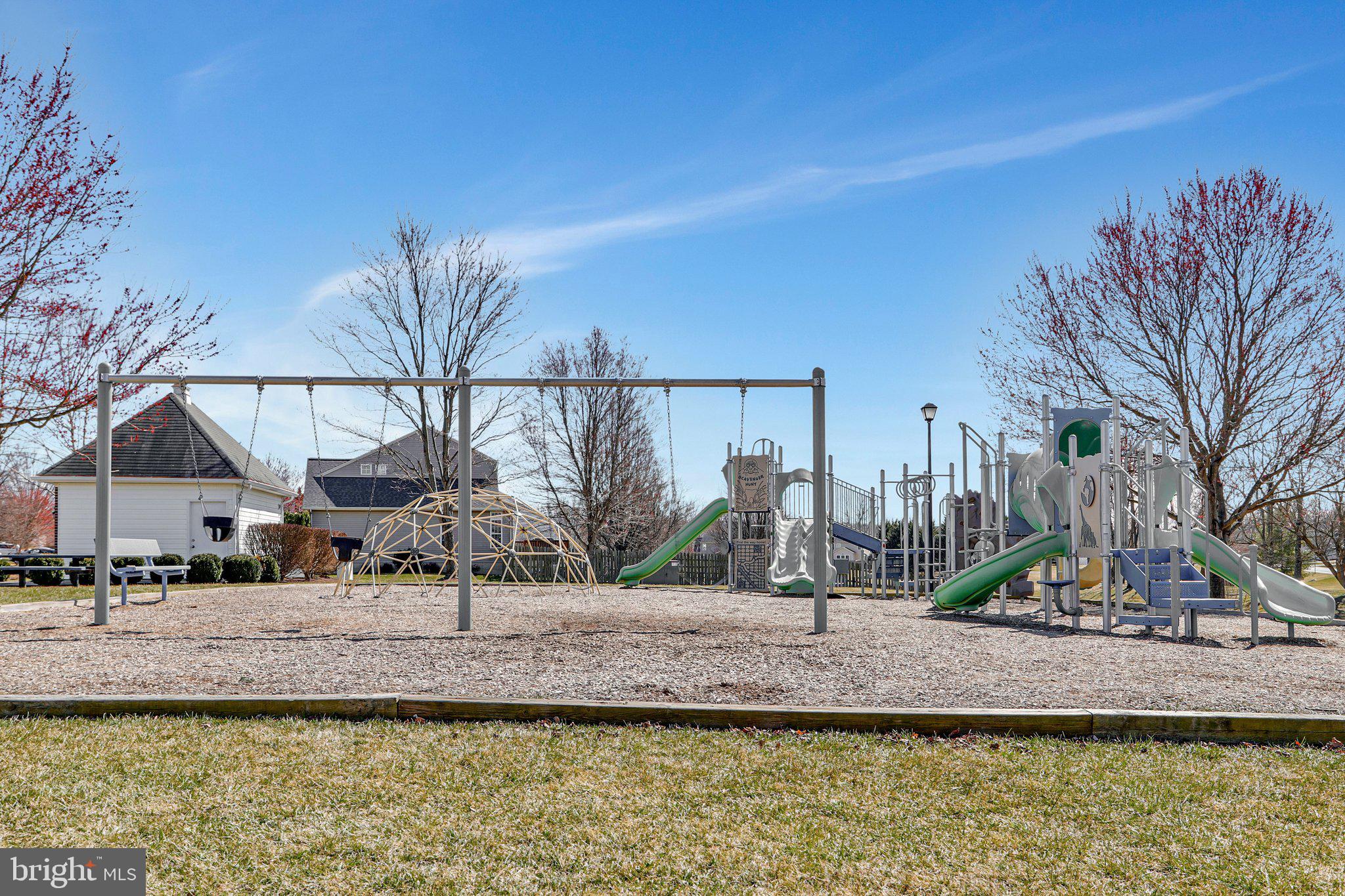 244 KIMBERWICKE DRIVE N