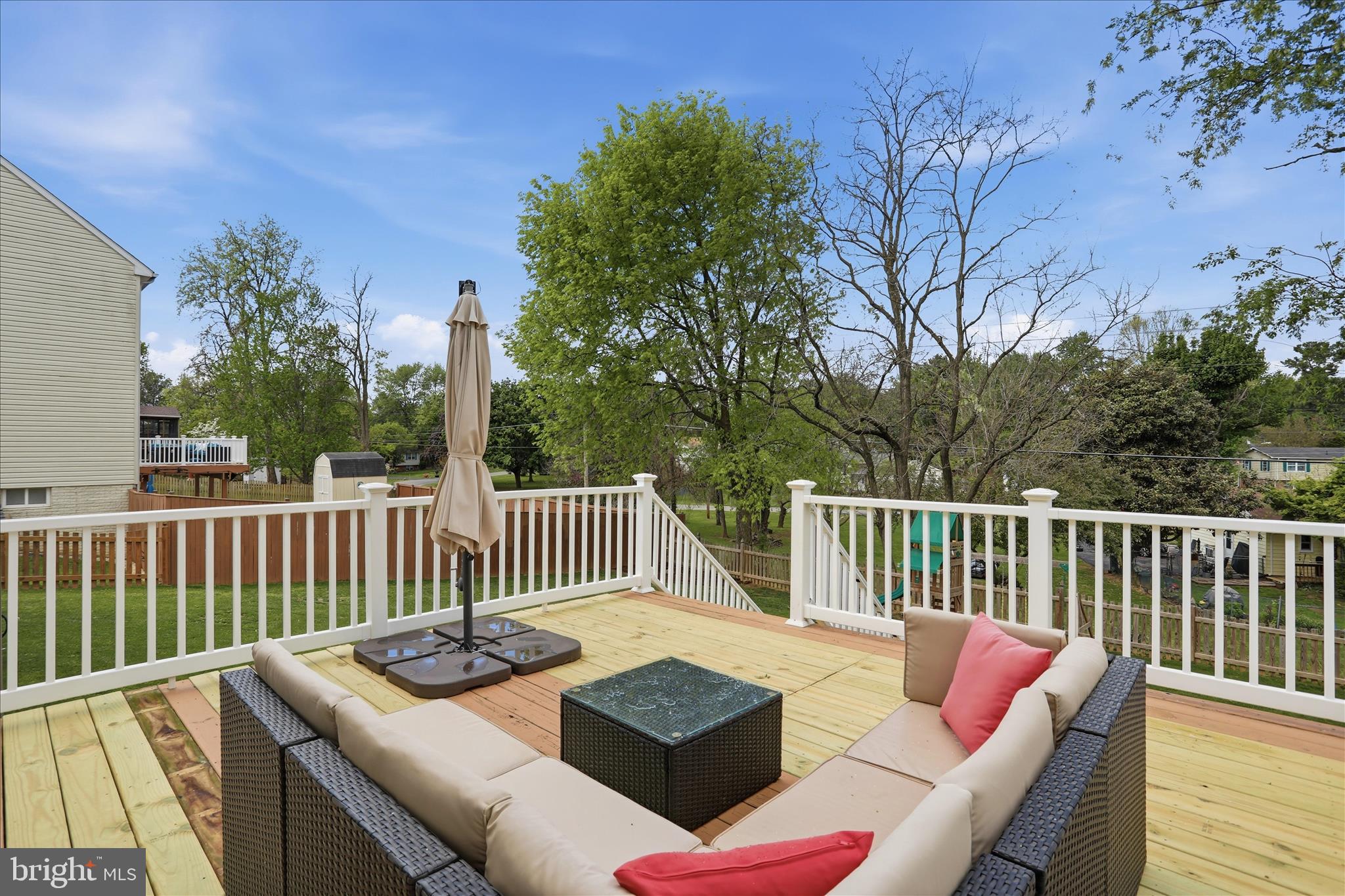 244 KIMBERWICKE DRIVE N