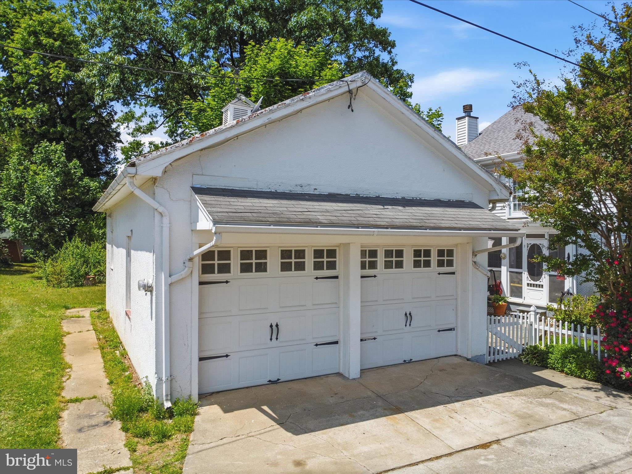 427 E CONGRESS STREET