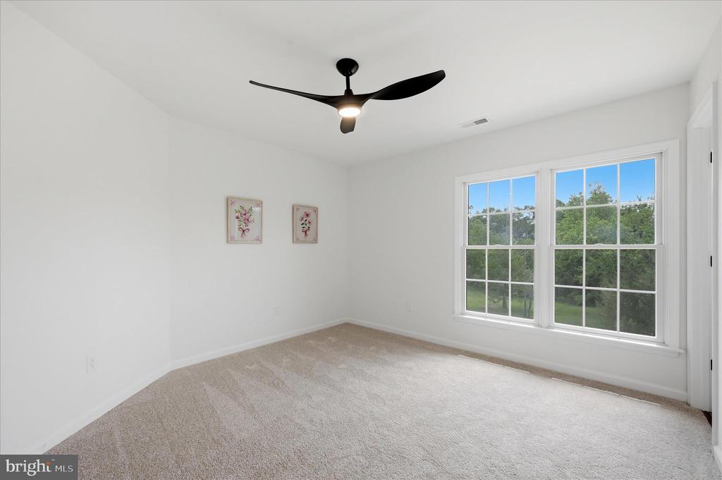 86 EASTLAND DRIVE