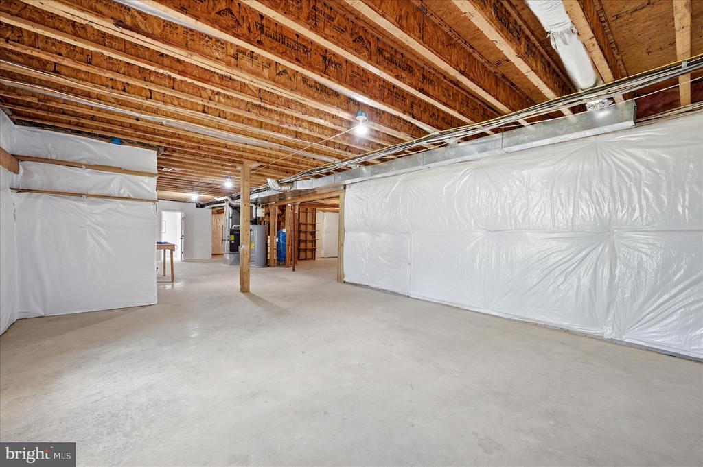 86 EASTLAND DRIVE