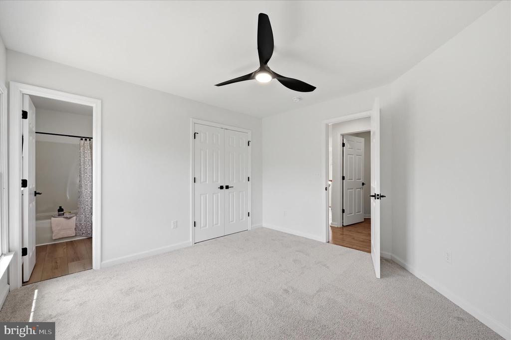 86 EASTLAND DRIVE