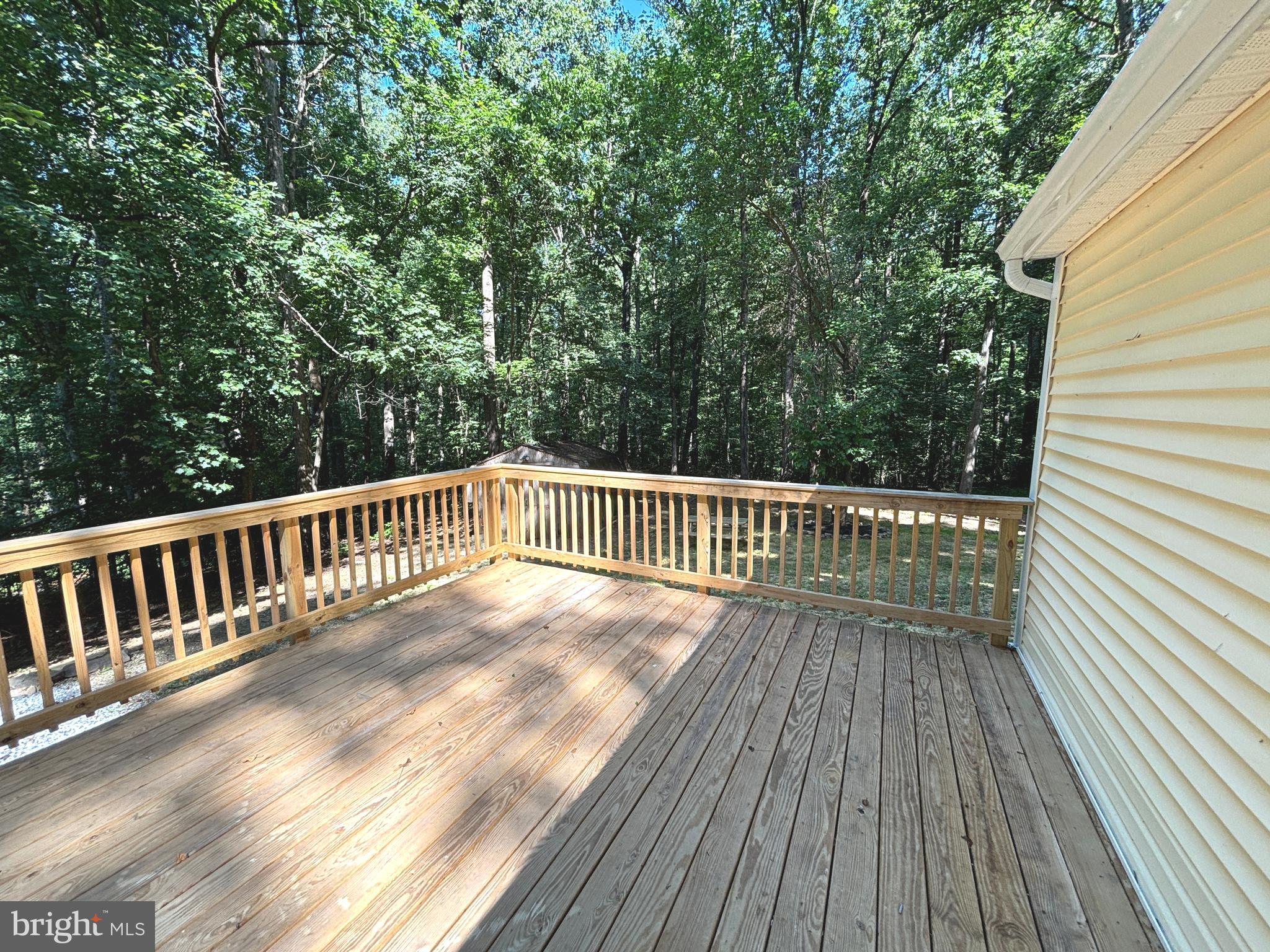 237 OAKRIDGE DRIVE