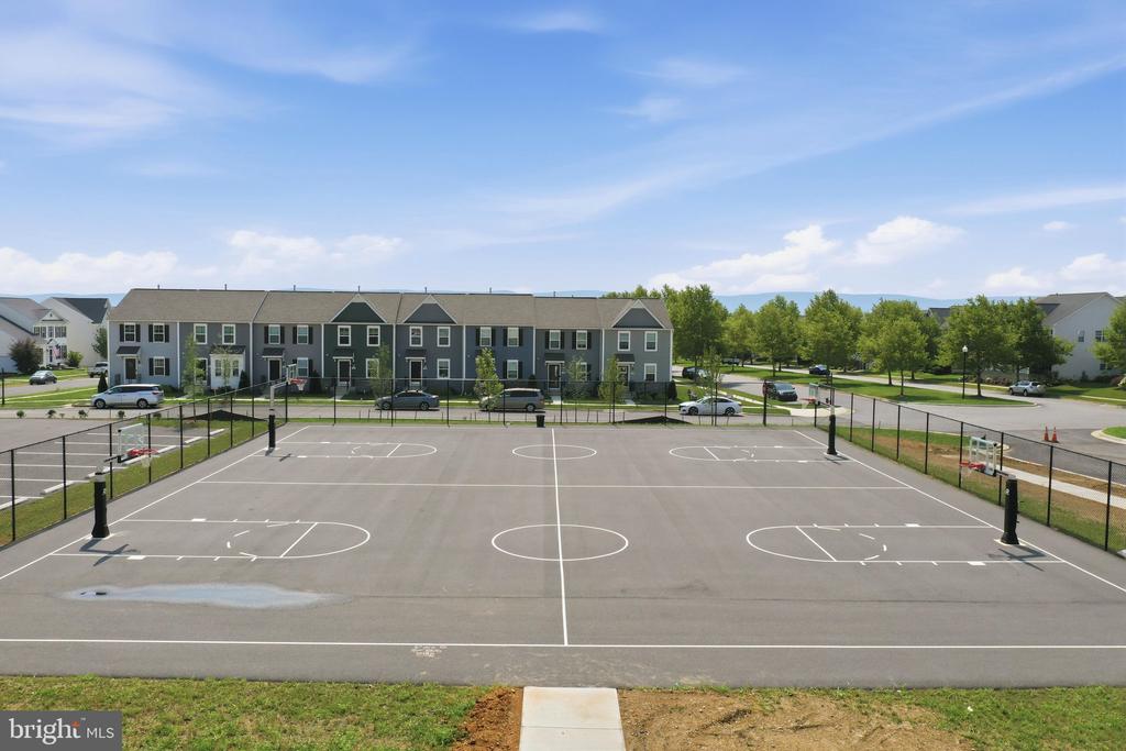 44 DEERBROOK DRIVE