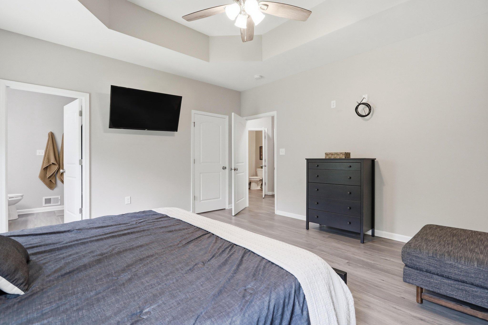 553 RIPPON VILLAGE DR