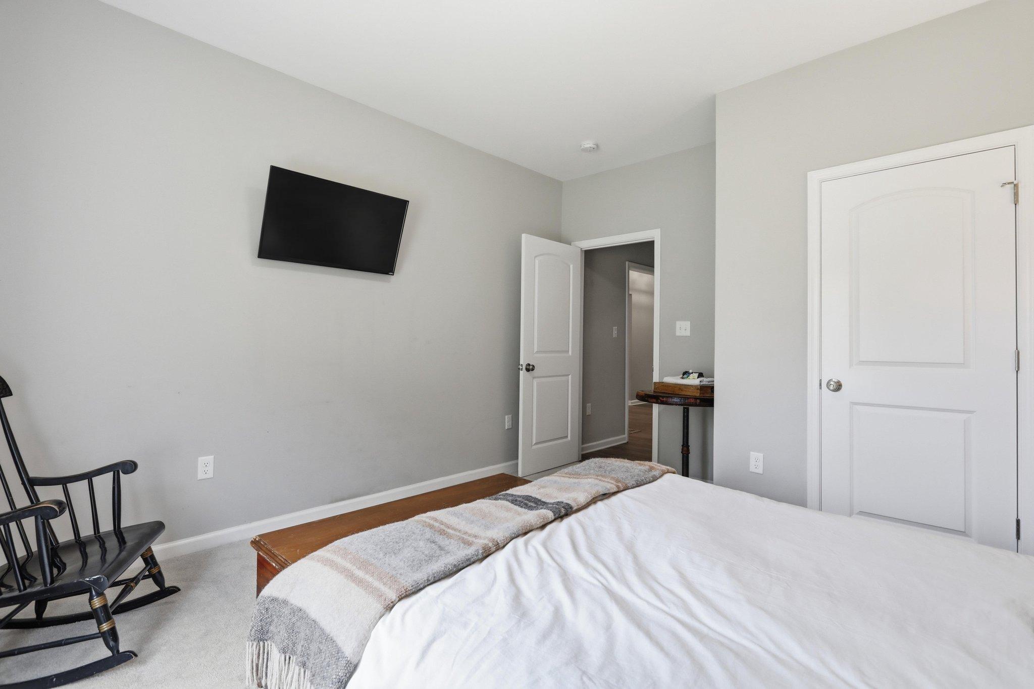 553 RIPPON VILLAGE DR