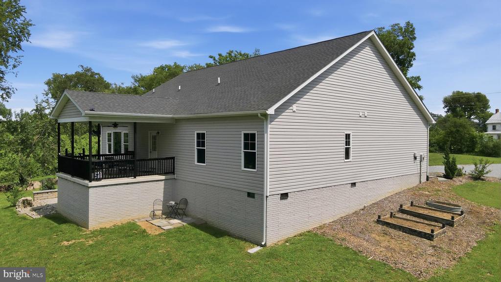 553 RIPPON VILLAGE DR