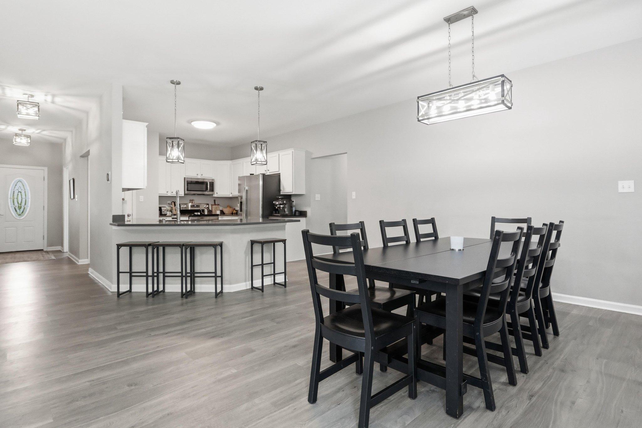 553 RIPPON VILLAGE DR