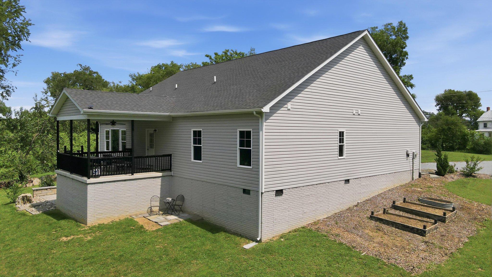 553 RIPPON VILLAGE DR