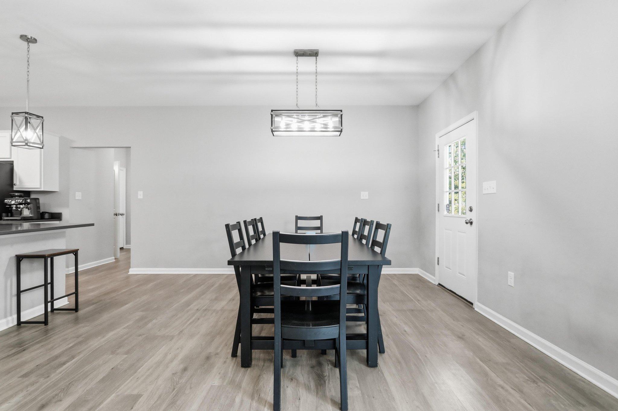553 RIPPON VILLAGE DR