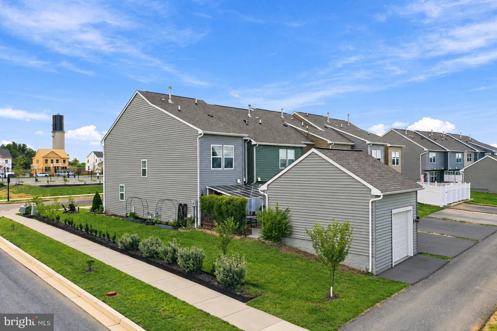 258 BATTLEFIELD DRIVE