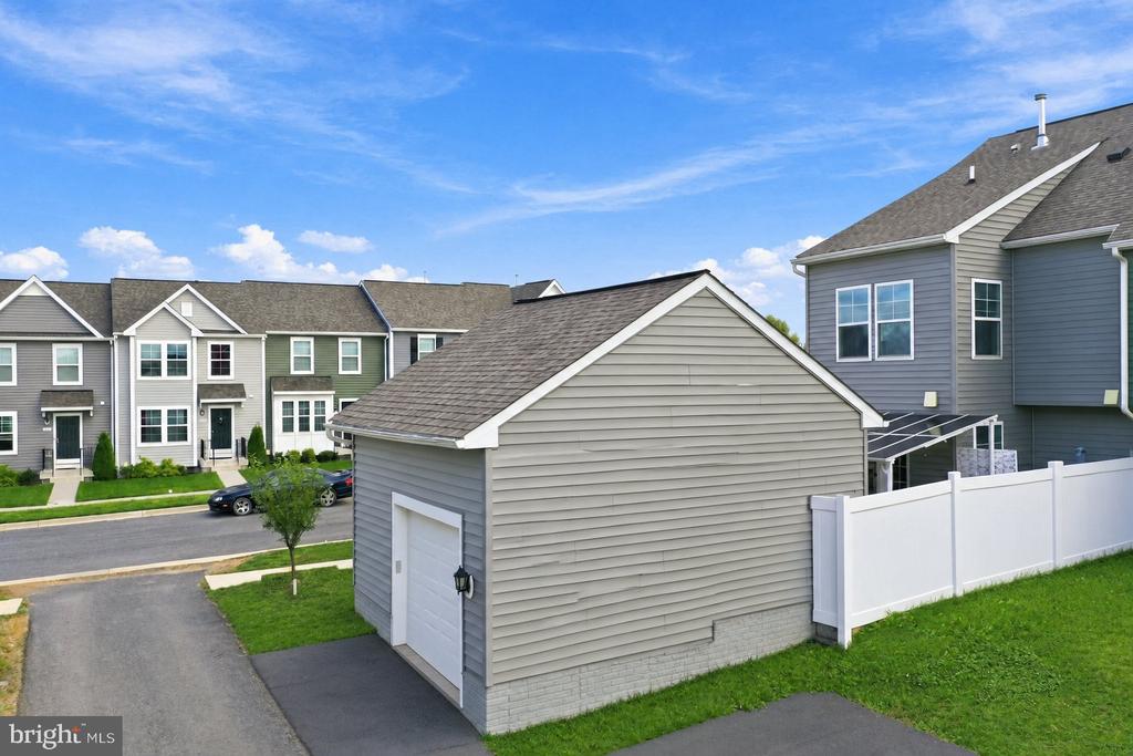 258 BATTLEFIELD DRIVE