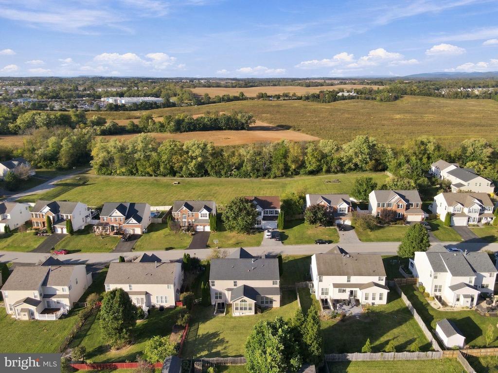 70 KILLIAN LANE