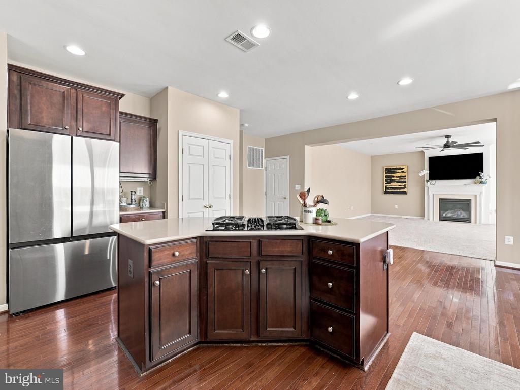 70 KILLIAN LANE