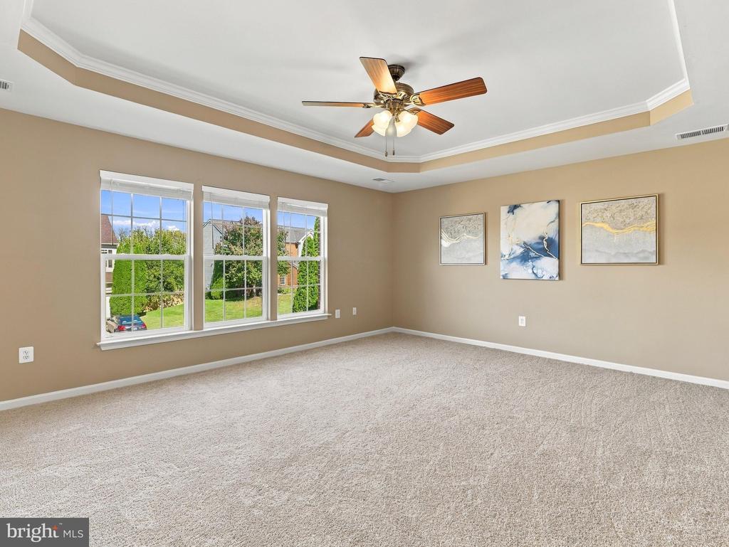 70 KILLIAN LANE