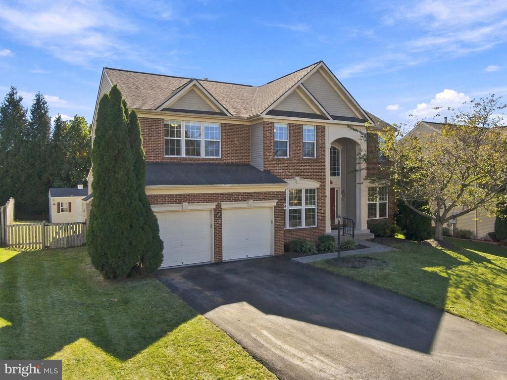 70 KILLIAN LANE