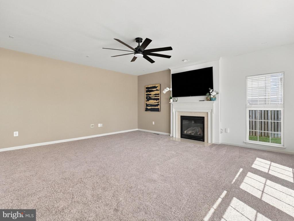 70 KILLIAN LANE