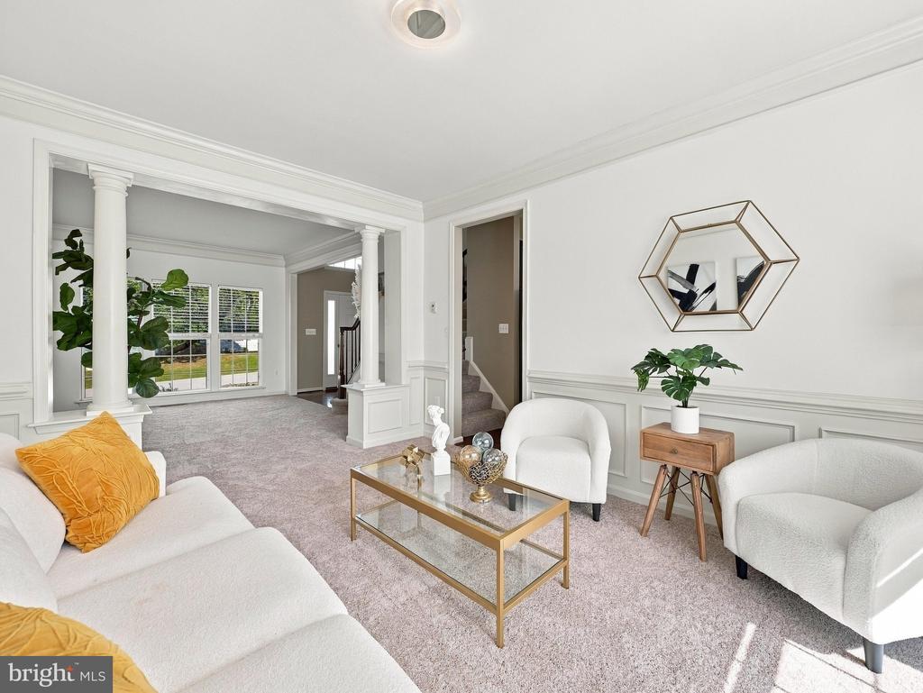 70 KILLIAN LANE