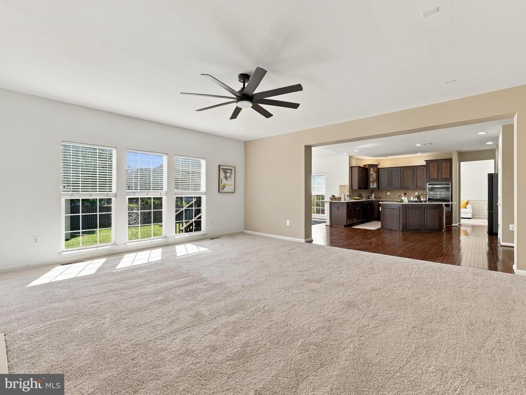 70 KILLIAN LANE
