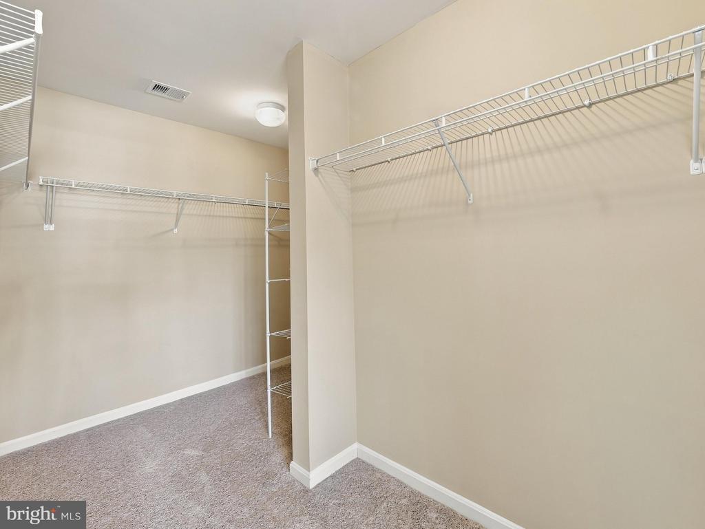 70 KILLIAN LANE