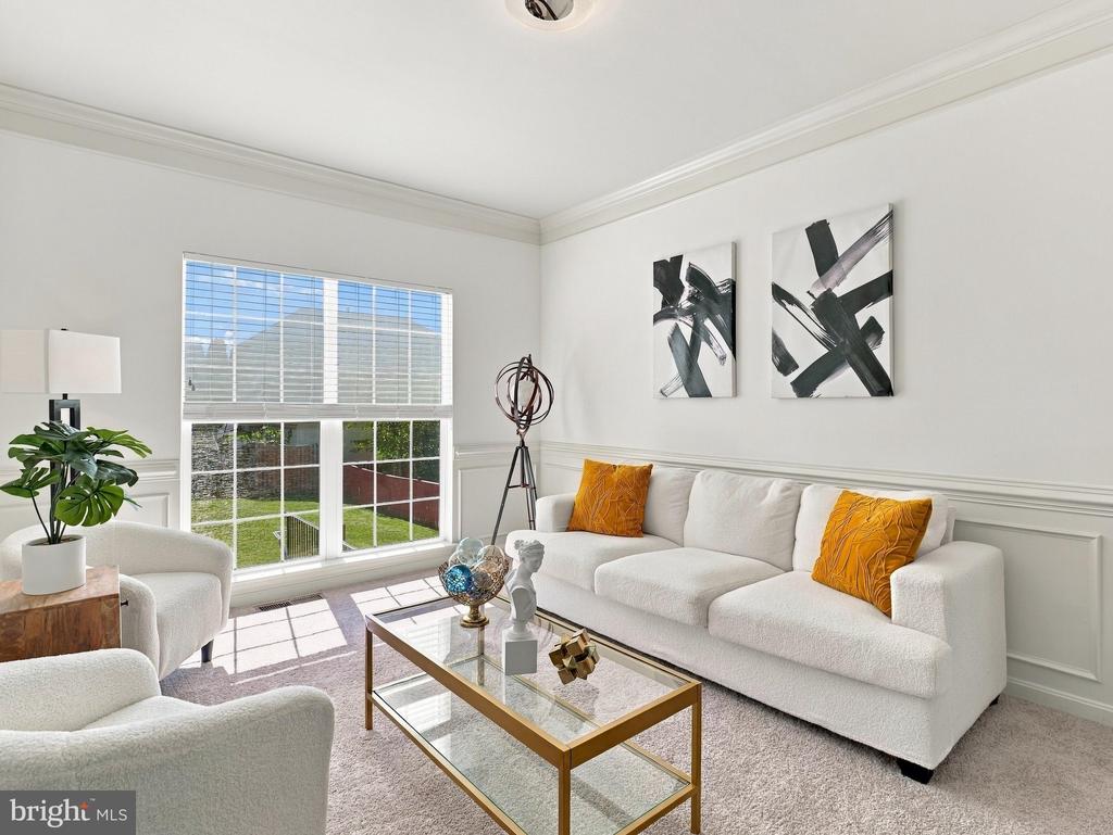 70 KILLIAN LANE