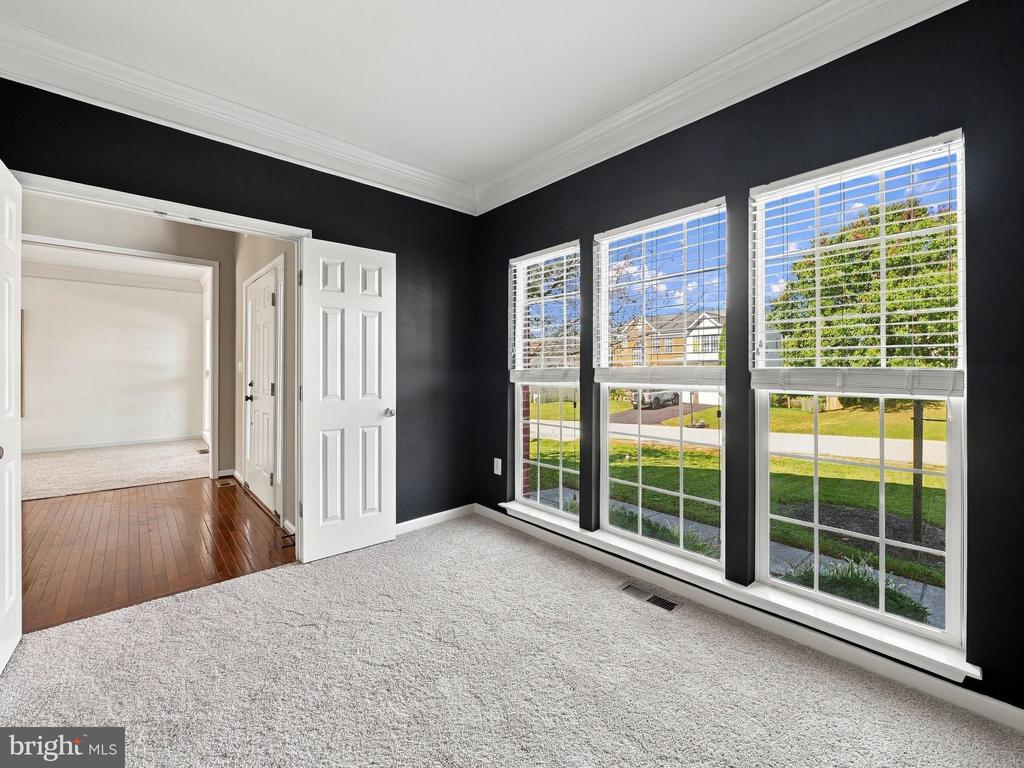 70 KILLIAN LANE