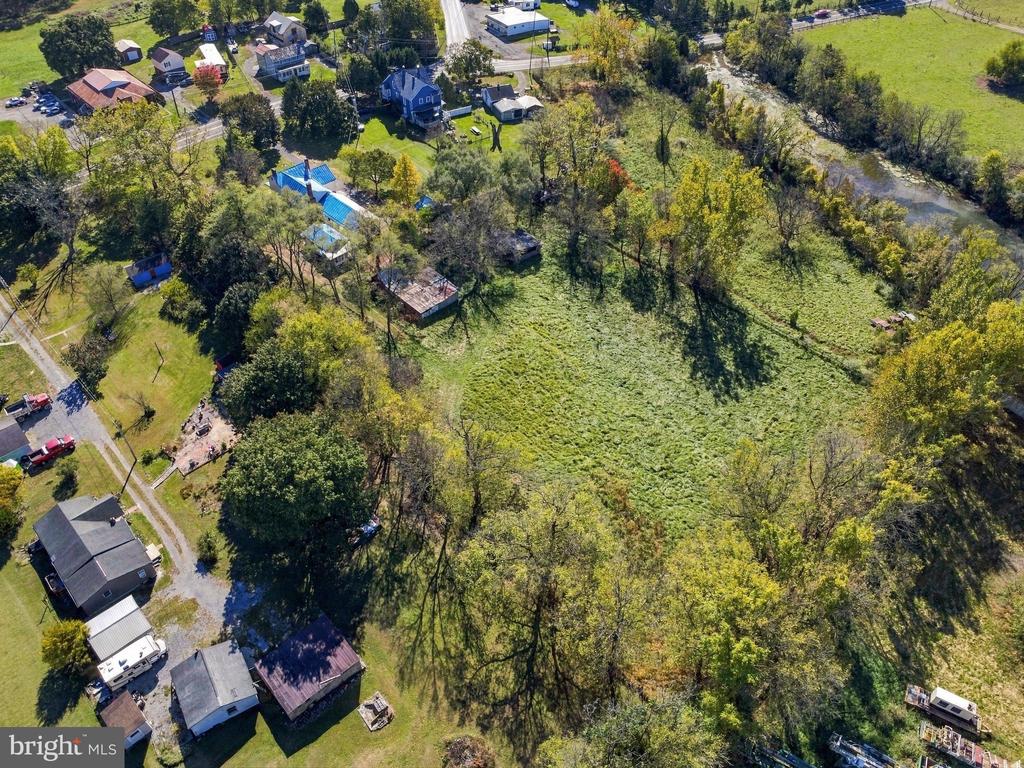 11447 LEETOWN ROAD