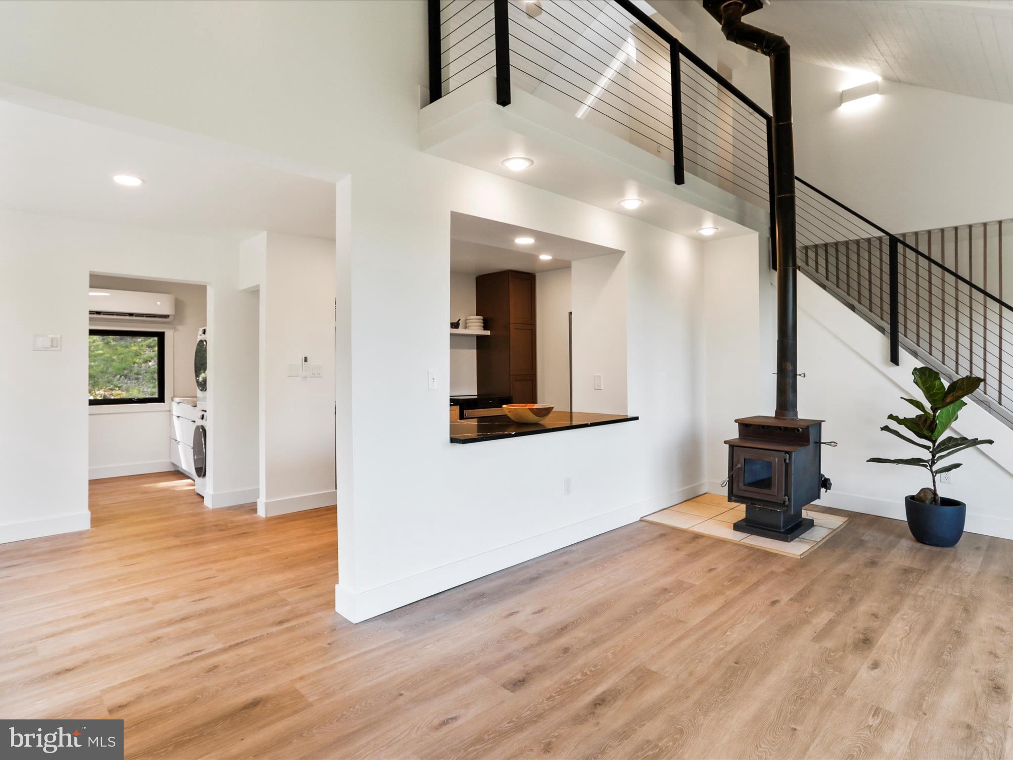 435 PONDS COURT
