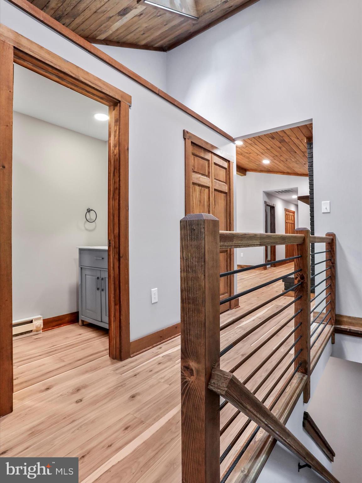 348 SLEEPYVIEW LANE